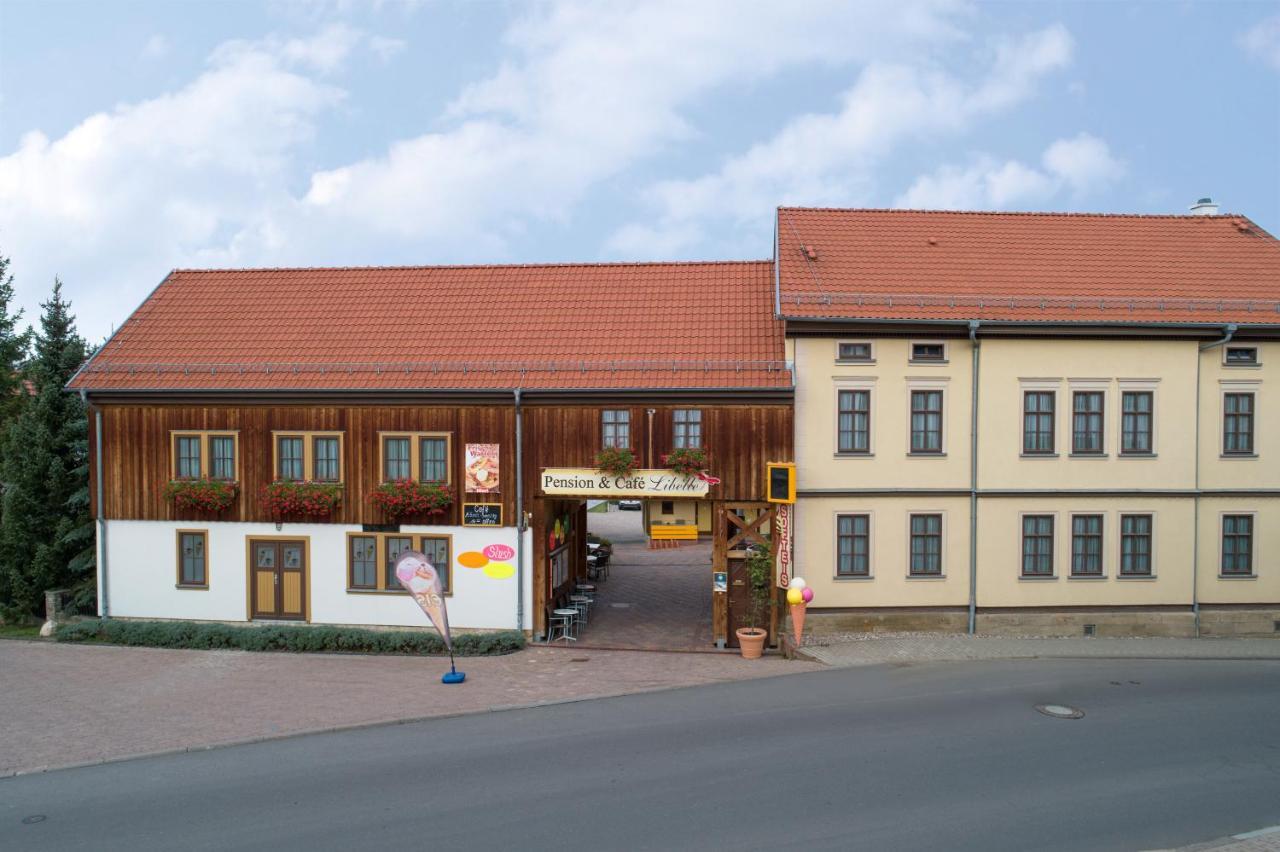 Pension-Café-Libelle Elxleben bei Arnstadt Esterno foto