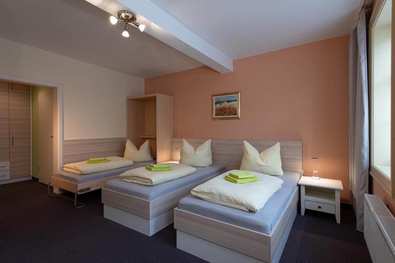 Pension-Café-Libelle Elxleben bei Arnstadt Esterno foto