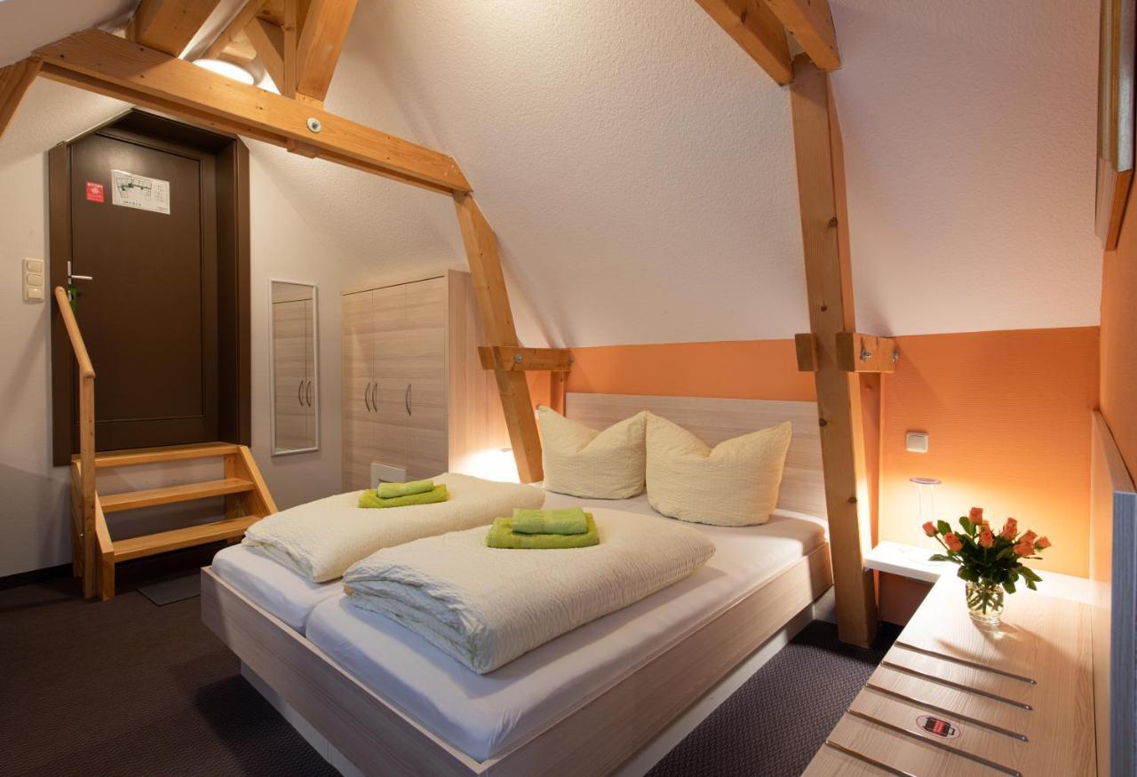Pension-Café-Libelle Elxleben bei Arnstadt Esterno foto